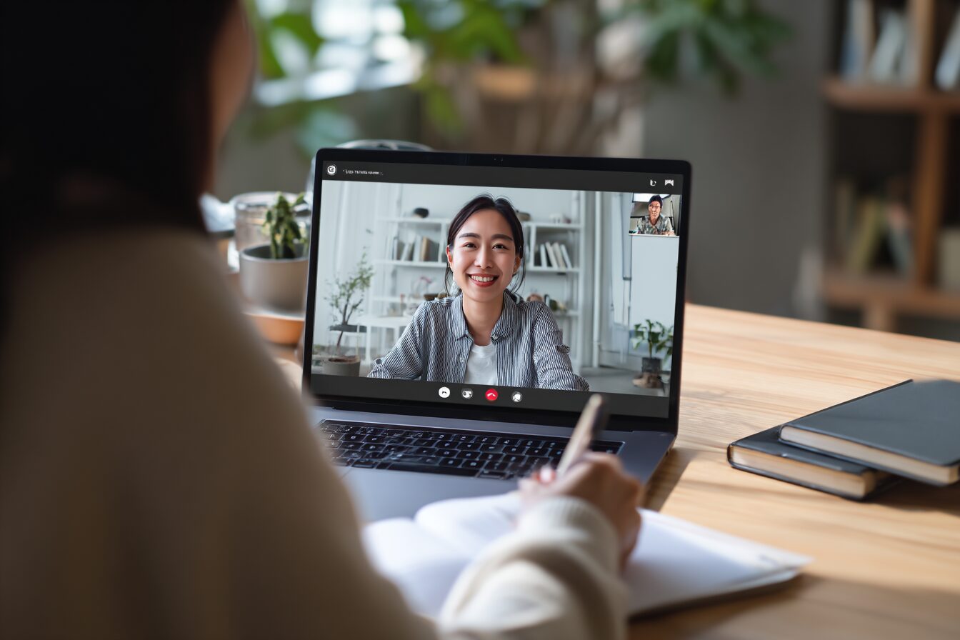 The Ultimate Guide to Virtual Assistant Communication